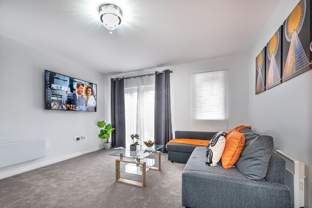 Reading 2-Bed Apartment & Parking Dış mekan fotoğraf